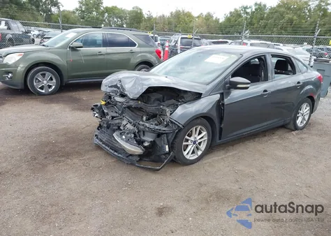 2016 Ford Focus Se z USA, uszkodzony, nr VIN 1FADP3F29GL379439